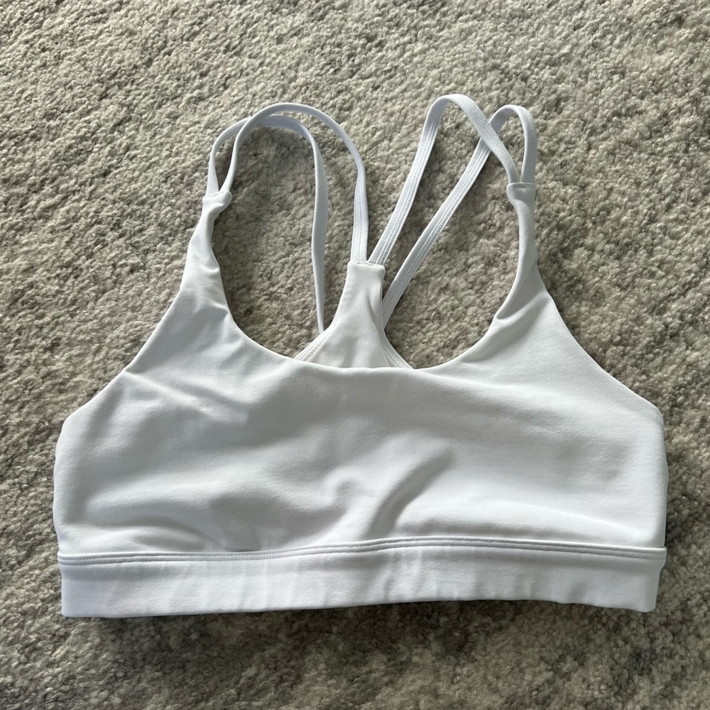 Alo Yoga Sports Bra size small (used) - white